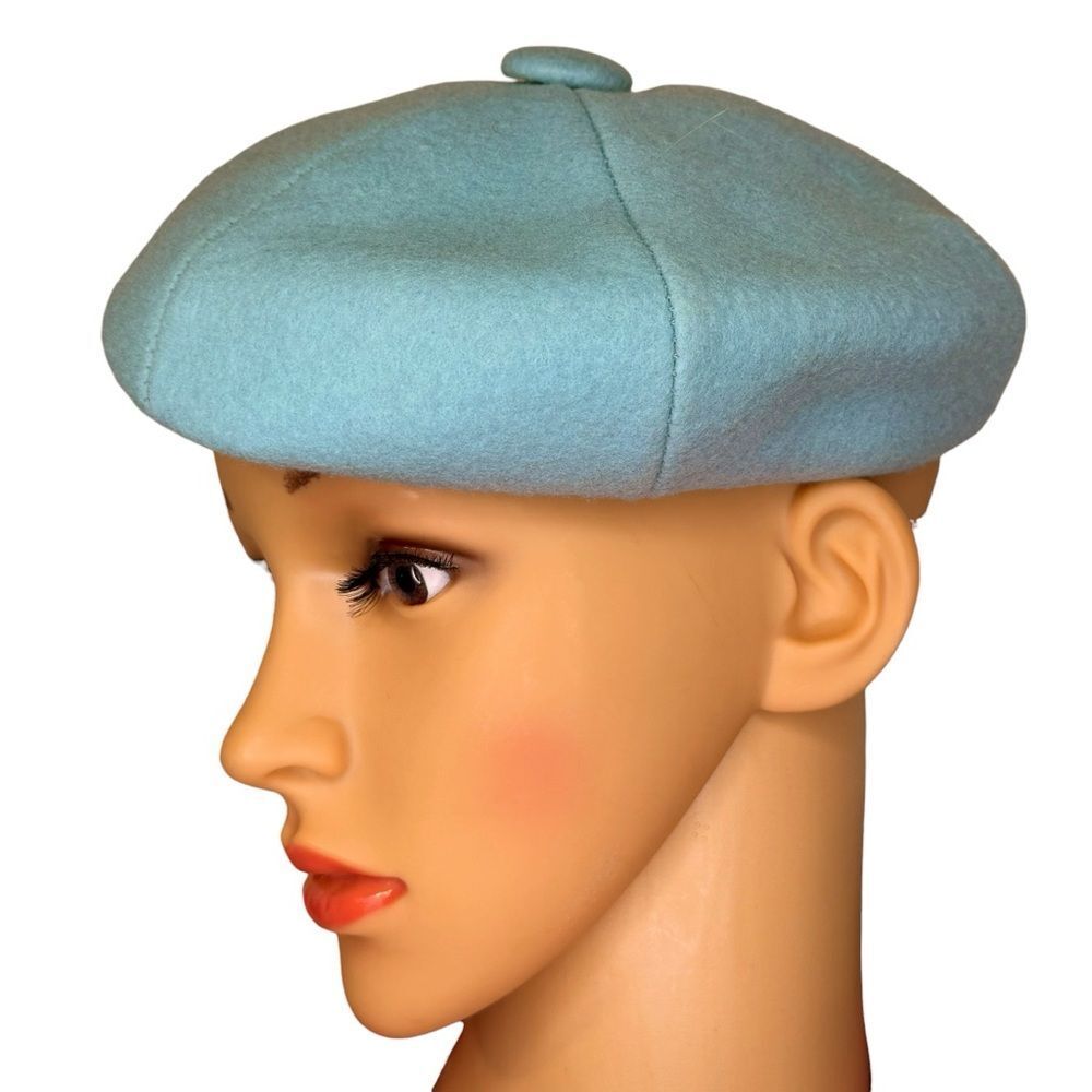 Vintage Leader mfg Co Classic Light Blue Wool Beret